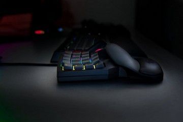 tipkovnice RAZER Tipkovnica Razer Tartarus V2